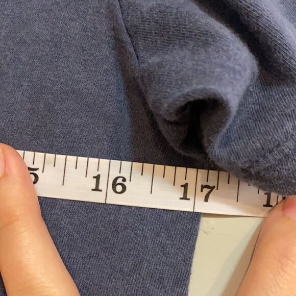 NWT champagne blue t-shirt v-neck cut out express - Picture 6 of 7